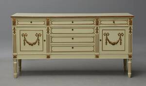 Skænk i gustaviansk stil, 20. årh.