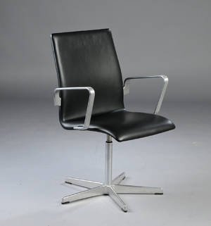 Arne Jacobsen 1902-1971. Oxford kontorstol, model 3271