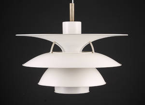 Poul Henningsen 1894-1967. Stor Charlottenborg Pendel. Ø 66 cm.