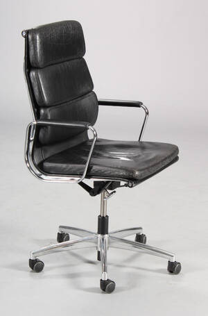 Charles Eames. Soft Pad højrygget kontorstol,  Denne vare er sat til omsalg under nyt varenummer 5454699