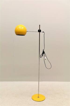 Golvlampa