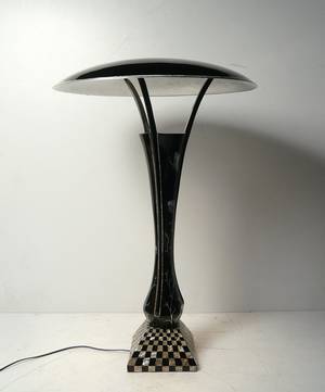 Große Lampe mit Perlmutteinlagen