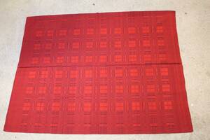 RÖD ALLMOGEDUK, 145 X 185 CM