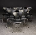 Arne Jacobsen. Sæt på seks 7er stole 6