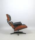 Charles  Ray Eames, Lounge Chair von Vitra Diese Ware steht erneut zur Auktion unter der Warennummer 4214309