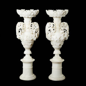 Urnor i alabaster
