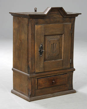 Tobaksskab af egetræ, 1900-tallet