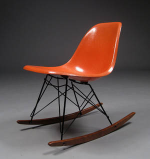 Charles Eames. Gyngestol, model Rocker