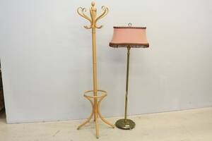Golvlampa
