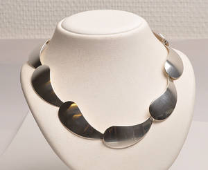 Moderne collier af sterling sølv