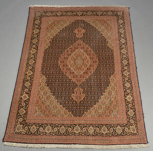 Qum tæppe, 210 x 156 cm