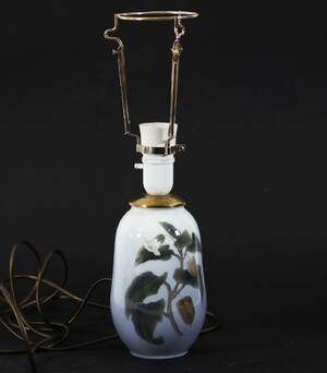 Bordslampa i porslin, Royal Copenhagen, Danmark