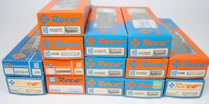 Stor samling ROCO Lokomotiver og vogne, 14 stk. org. kasser, ubrugte 14