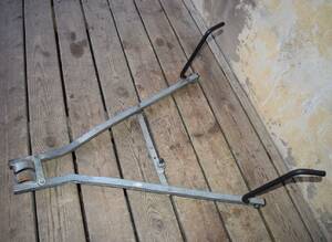Cykelställ för dragkrok B128