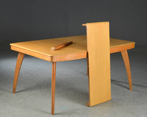 Spisebord af birketræ