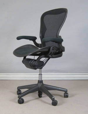 Donald Chadwick  William Stumpf. Multijusterbar kontorstol