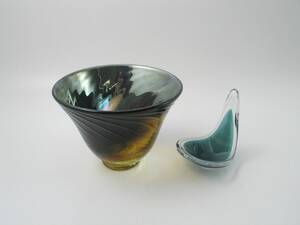 Skålar, 2 st Konstglas bla. Flygsfors