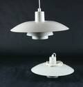 Poul Henningsen.To PH 4 pendler, hvid 2