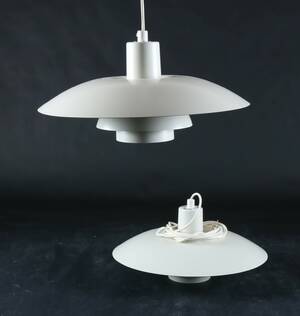 Poul Henningsen.To PH 4 pendler, hvid 2