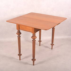 SPELBORD, ek, nyrenässans, 181900-tal.