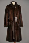 Pelsfrakke af  Burgundy mink, Kopenhagen fur. ca. str. 38-40