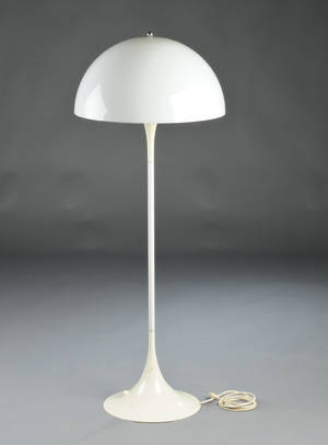 Verner Panton 1926-1998. Panthella standerlampe