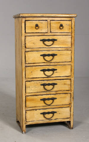 Orientalsk kommode, antikbemalet