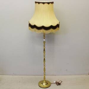 Golvlampa