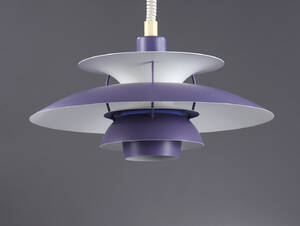 Poul Henningsen. PH5 pendel, lilla