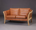 Dansk møbelproducent. To-pers. tremmesofa, bøgetræ