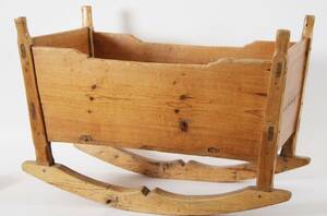 Vagga, allmoge, 1800-tal