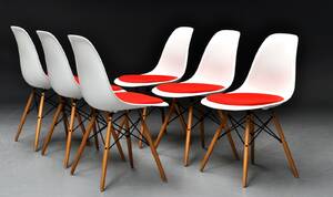 Charles Eames. Sæt på seks skalstole med hopsak, model DSW 6 Denne vare er sat til omsalg under nyt varenummer 4791742