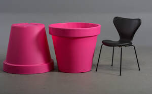2 store havekrukker slagfast plast med UV sikring 2