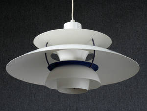 Poul Henningsen 1894-1967. PH5 Plus pendel