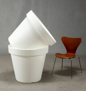 2 store havekrukker slagfast plast med UV sikring 2