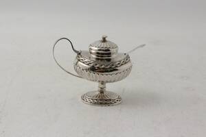 Senapskanna med sked, silver