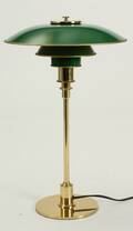 Poul Henningsen. Bordlampe PH 32 jubilæumsmodel.