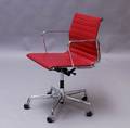 Charles Eames 1907 - 1978. Kontorstol, model EA-117