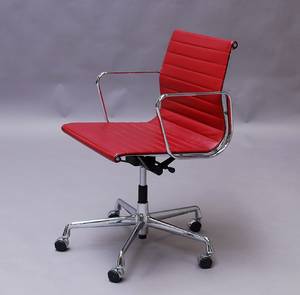Charles Eames 1907 - 1978. Kontorstol, model EA-117