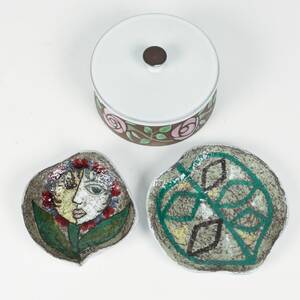 FAT OCH SKÅL MED LOCK Upsala Ekeby, Mari Simmulson, l13-15cm