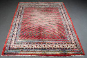 Persisk Sarough tæppe. 278 x 220 cm.  Denne vare er sat til omsalg under nyt varenummer 4173858