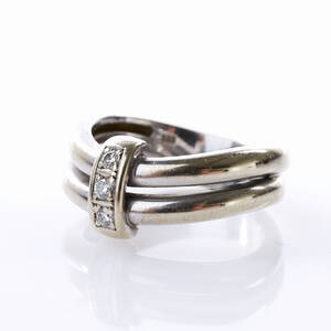 Ring 14 k vitguld med diamanter 