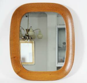 Spegel, omkring 1900-talets mitt