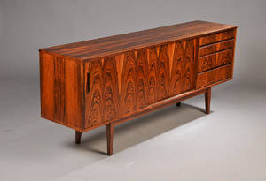 Dansk møbelproducent, lav skænk af palisander