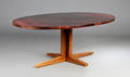 John Mortensen for Heltborg Møbelfabrik. Ovalt spisebord af palisander. 3