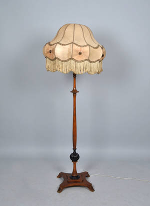 Golvlampa i björk, Art Déco, 1920-tal