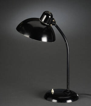 Christian Dell. Kaiser Idell bordlampe, model 6556