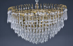 Lysekrone m prismer, 1900-tallet 