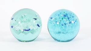 Brevpressar 2st, konstglas