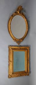 To spejle i bronzerede rammer af træ og gesso. 2